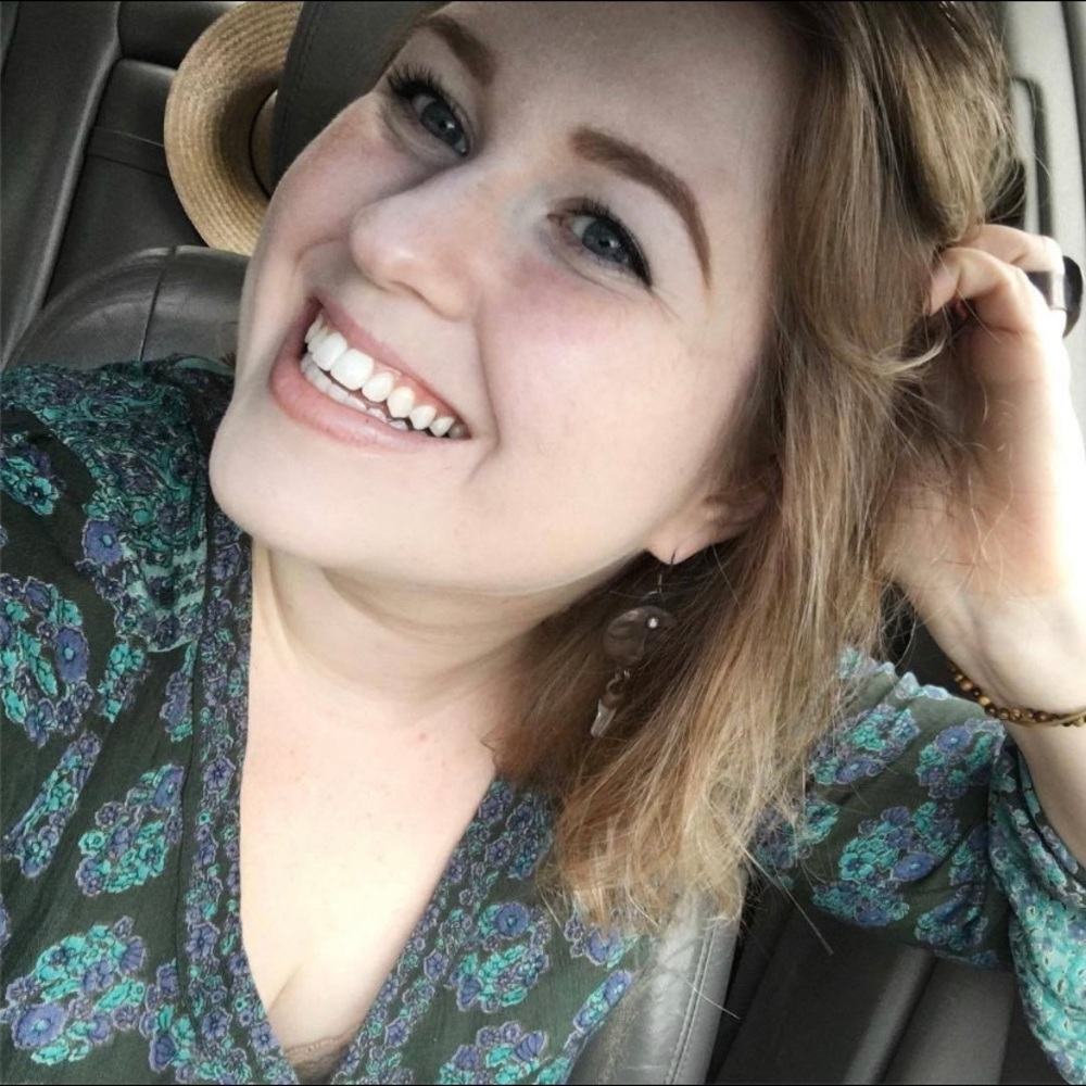 Meet the Posher, Stephanie!